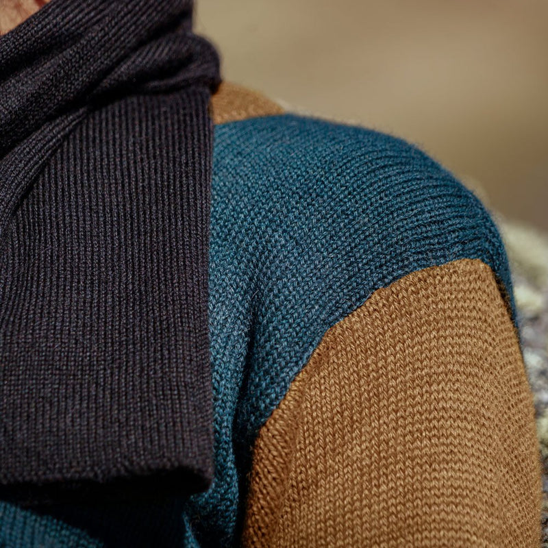Sweater Men – Night-Blue + Wood-Brown